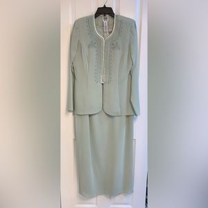 R & M Richards By Karen Kwong Formal 2 Piece Dress - Size 10 - Pale Green - EUC